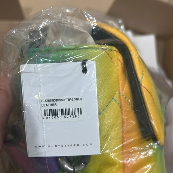 NWT Kurt Geiger Large Kensington Rainbow Ombre Quilted Pillow Bag Leather - Picture 7 of 7